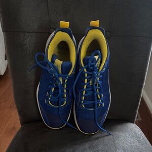 Men’s Under Armour Curry Blue Yellow Trainers Shoes Size 10